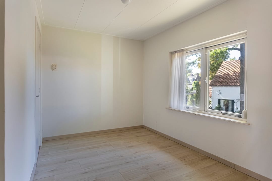 Photo 13 of Nassaustraat 10