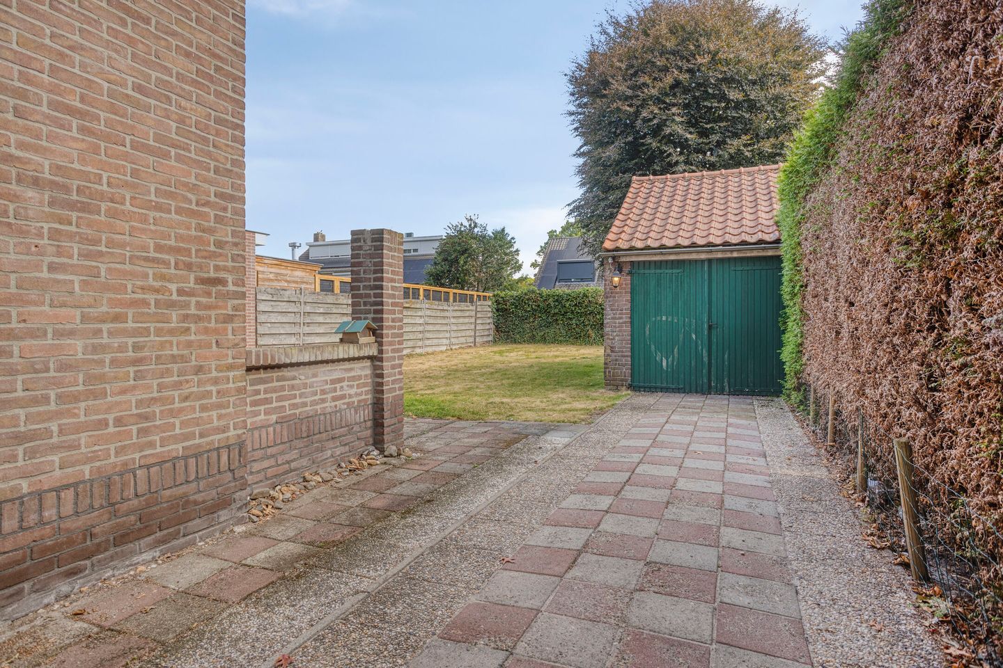 Photo 20 of Nassaustraat 10