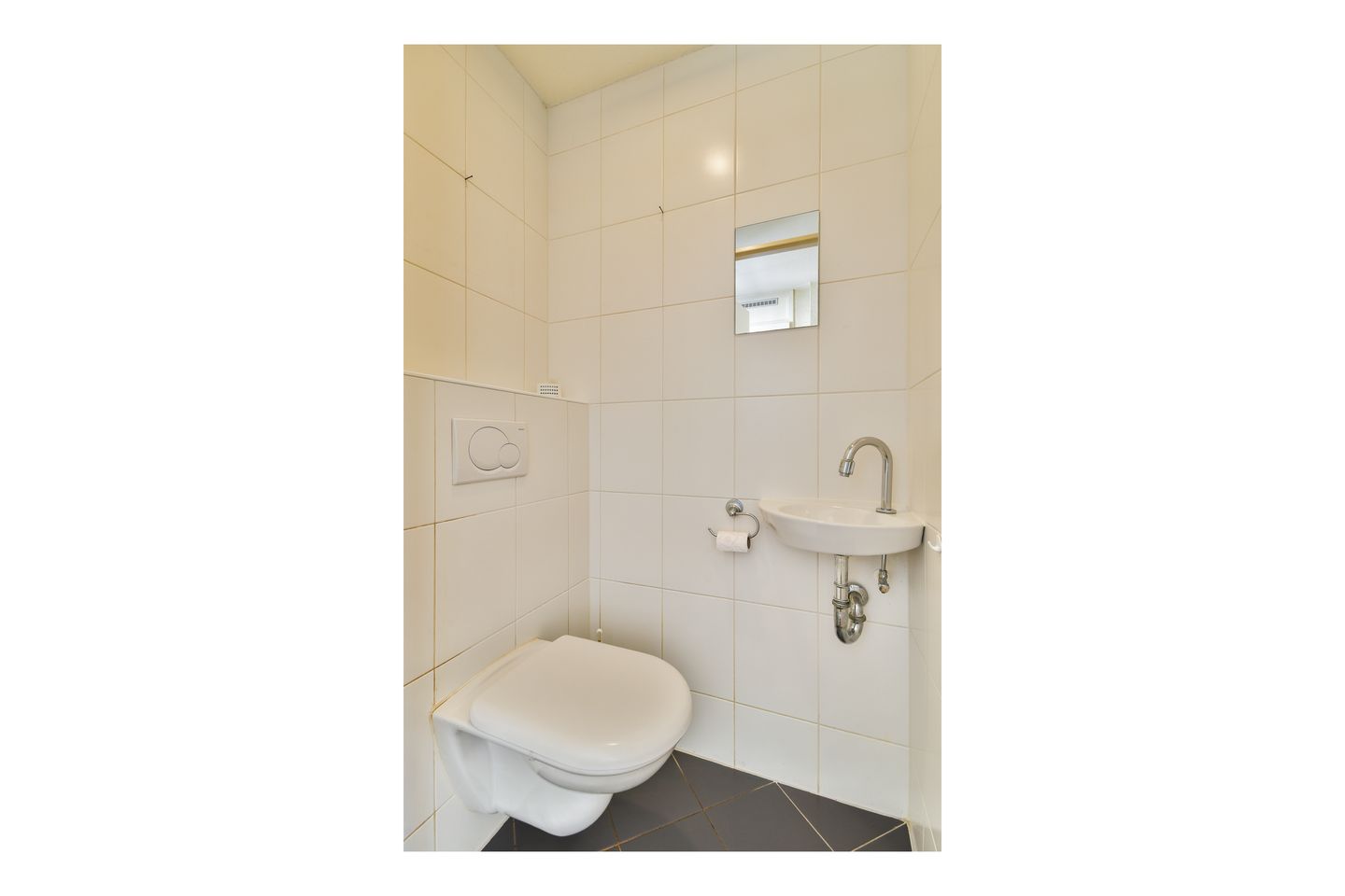 Photo 20 of Swaluëstraat 29-B