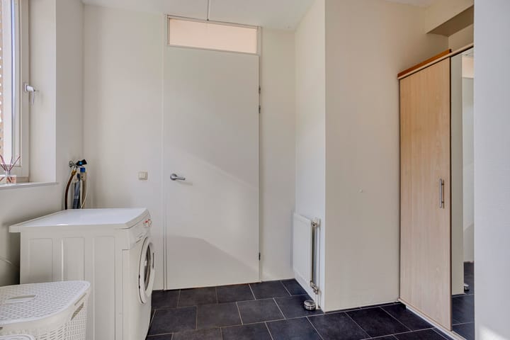 Photo 11 of Delling 18