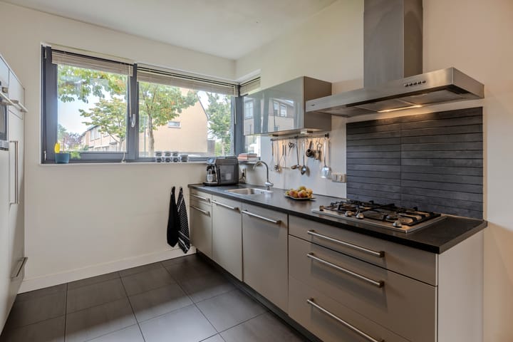 Foto 13 van Johanna Naberstraat 16