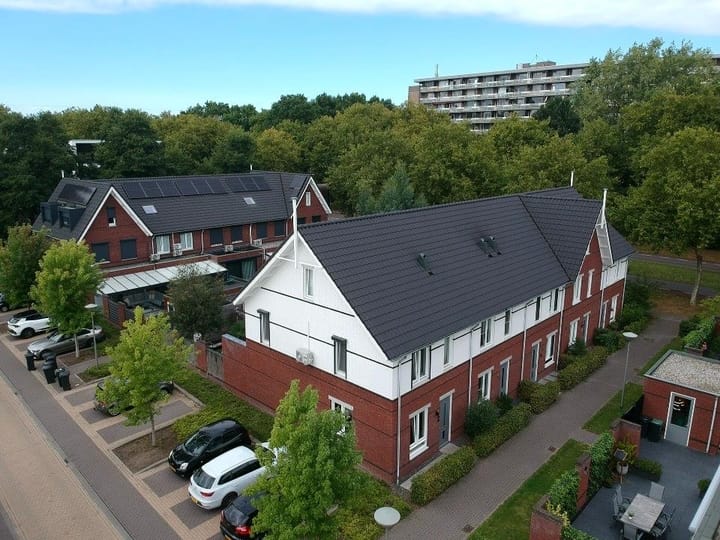 De kas 4 main image