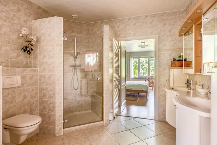 Foto 21 van Bisschop Rythoviusweg 7-A