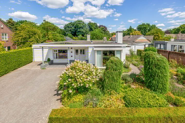 Foto 38 van Bisschop Rythoviusweg 7-A