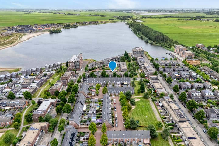 Foto 1 van Waterbies 17