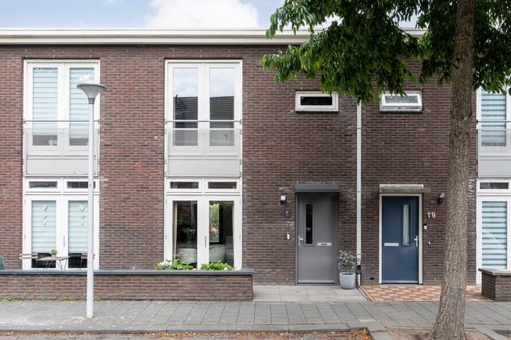 Foto 4 van Waterbies 17