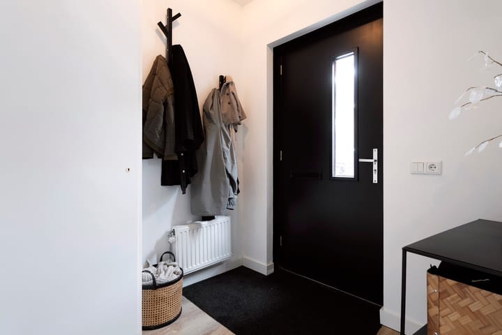 Foto 8 van Waterbies 17