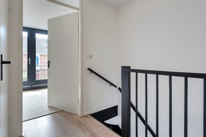 Foto 17 van Waterbies 17