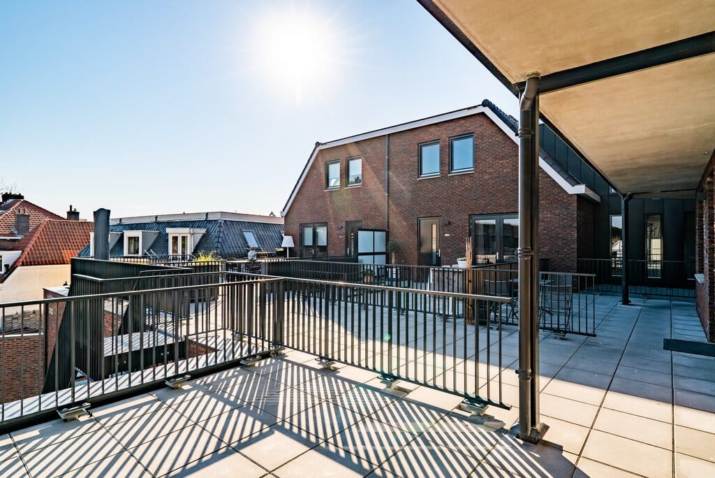 Foto 17 van Leeuwarderweg 1-104