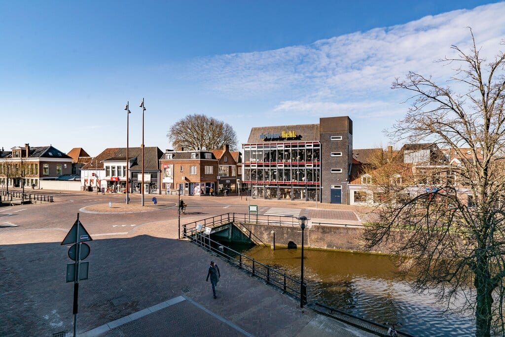 Foto 42 van Leeuwarderweg 1-104