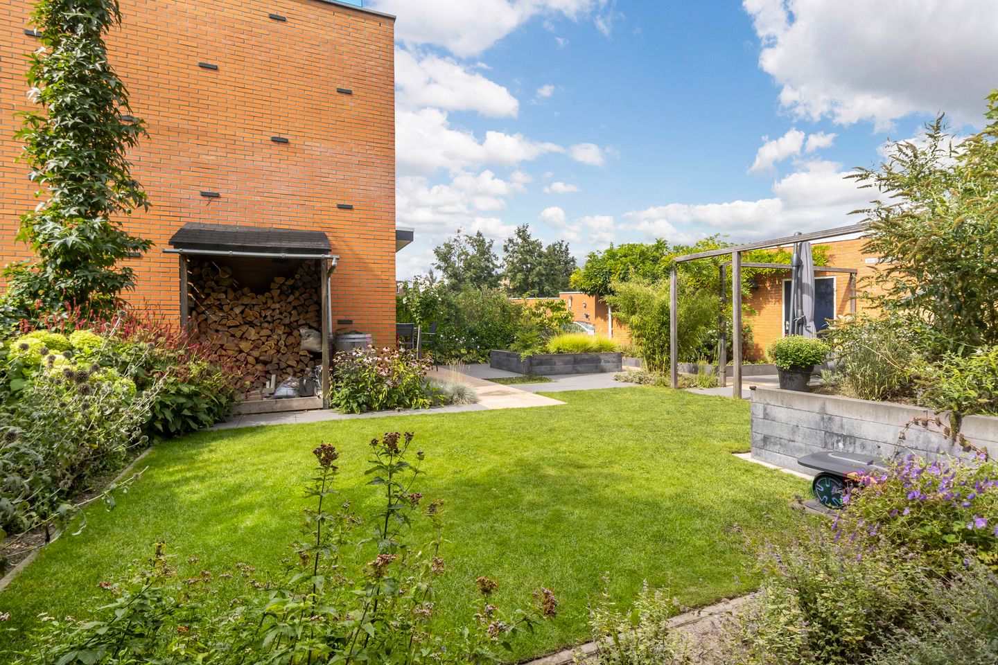 Photo 40 of De Bekroning 7