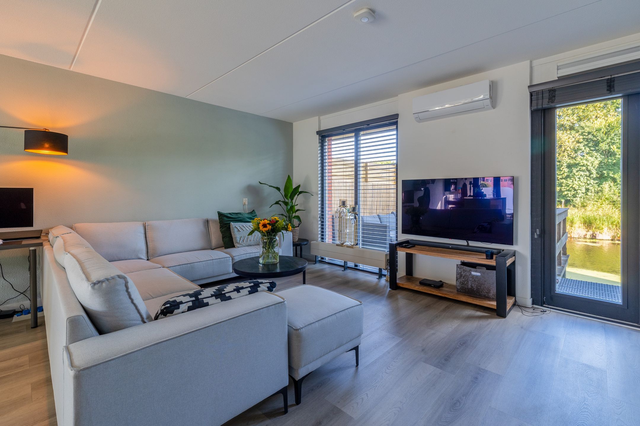 Foto 12 van De Waard 25