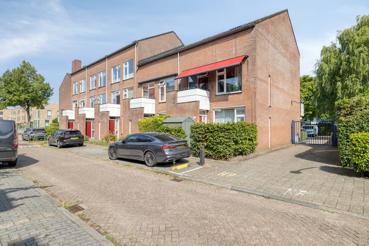 Foto 24 van Tuinbouwlaan 1-B6