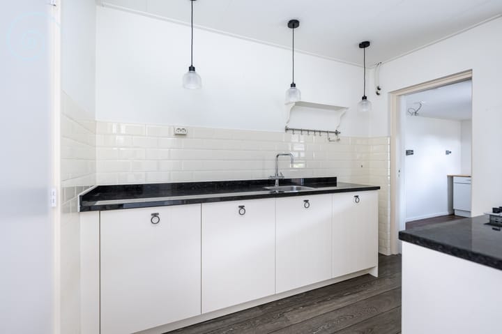 Foto 4 van Deltastraat 10