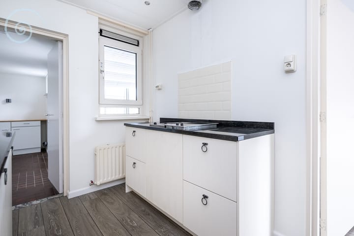 Foto 12 van Deltastraat 10