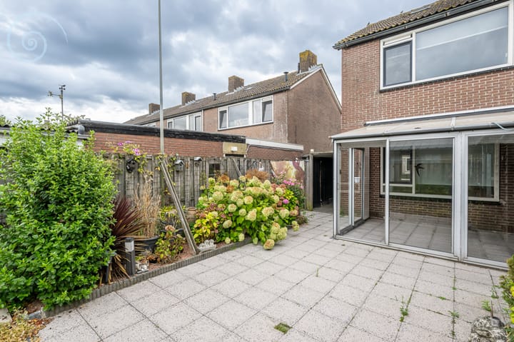 Foto 26 van Deltastraat 10