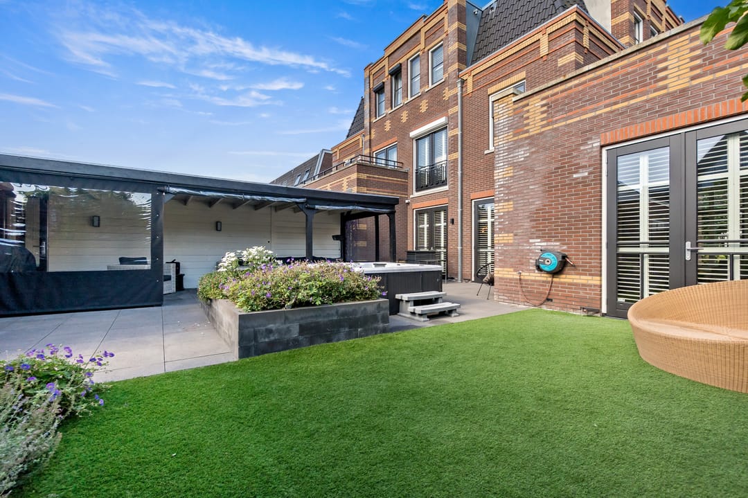 Foto 2 van Thomas Mannsingel 60