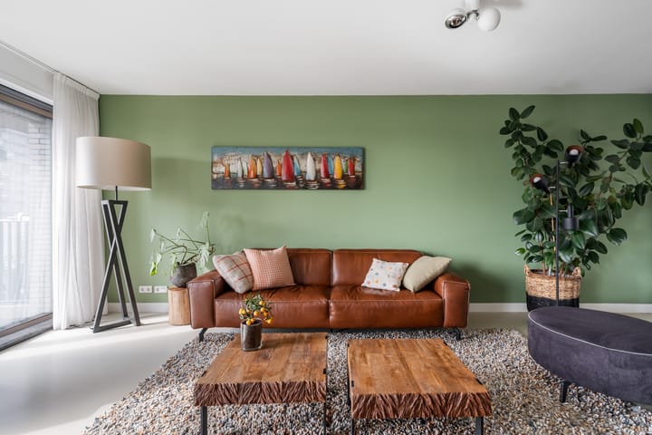 Foto 2 van Lloydstraat 236