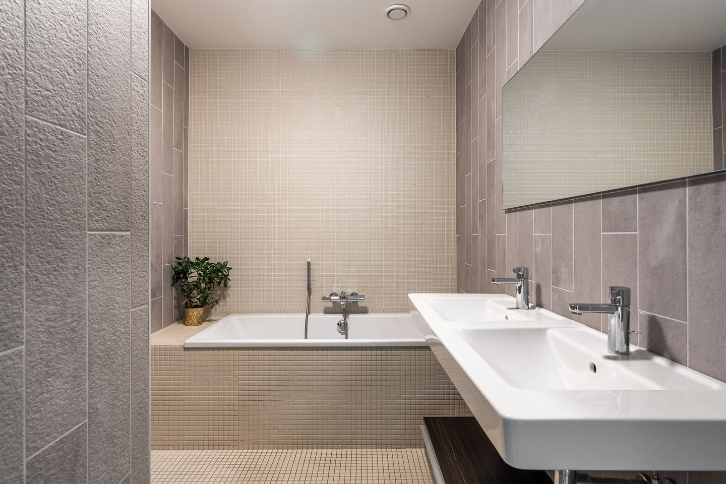 Foto 4 van Lloydstraat 236