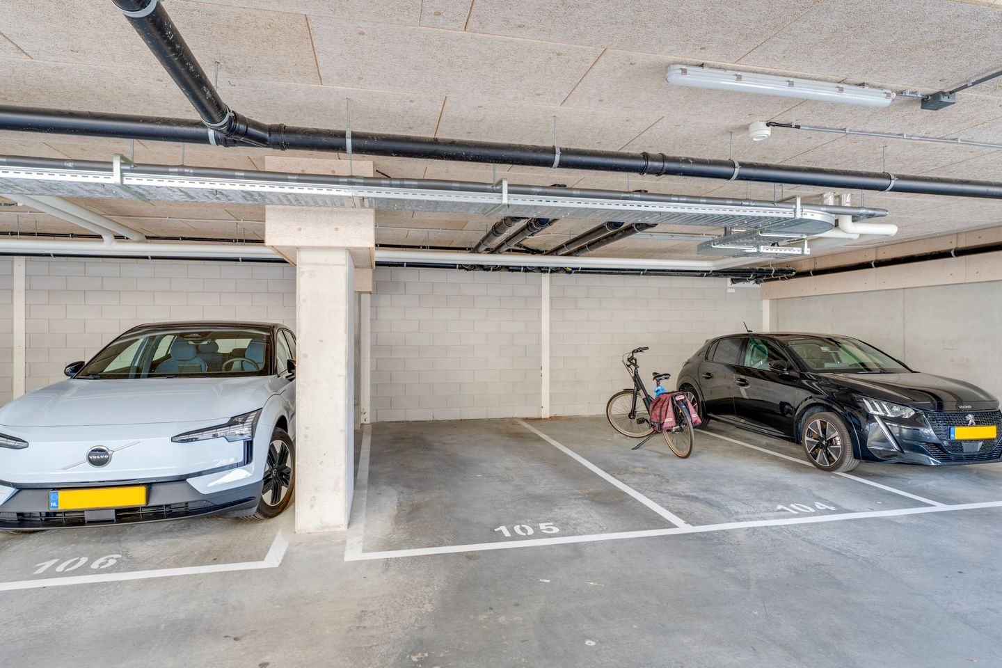 Foto 40 van Willem Frederik Hermansstraat 520