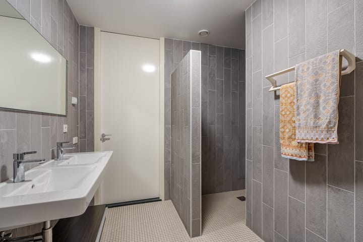 Foto 22 van Lloydstraat 236