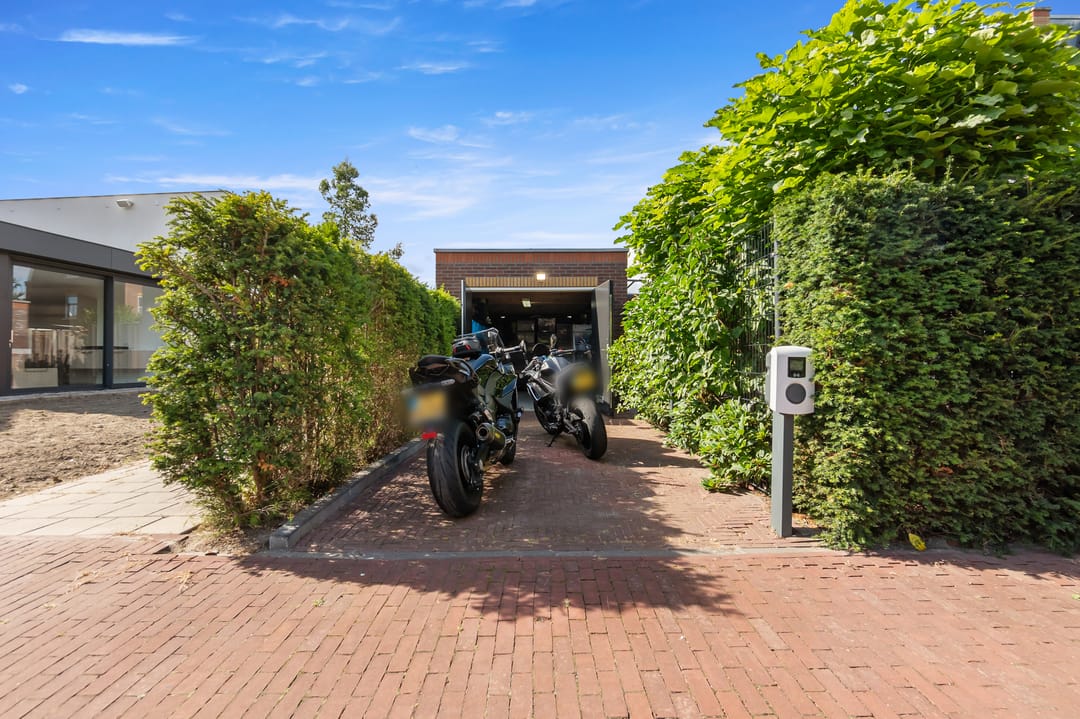 Foto 88 van Thomas Mannsingel 60