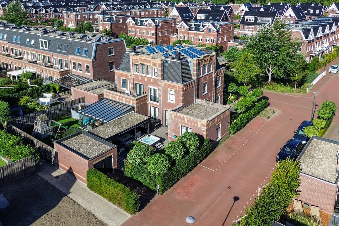 Foto 91 van Thomas Mannsingel 60