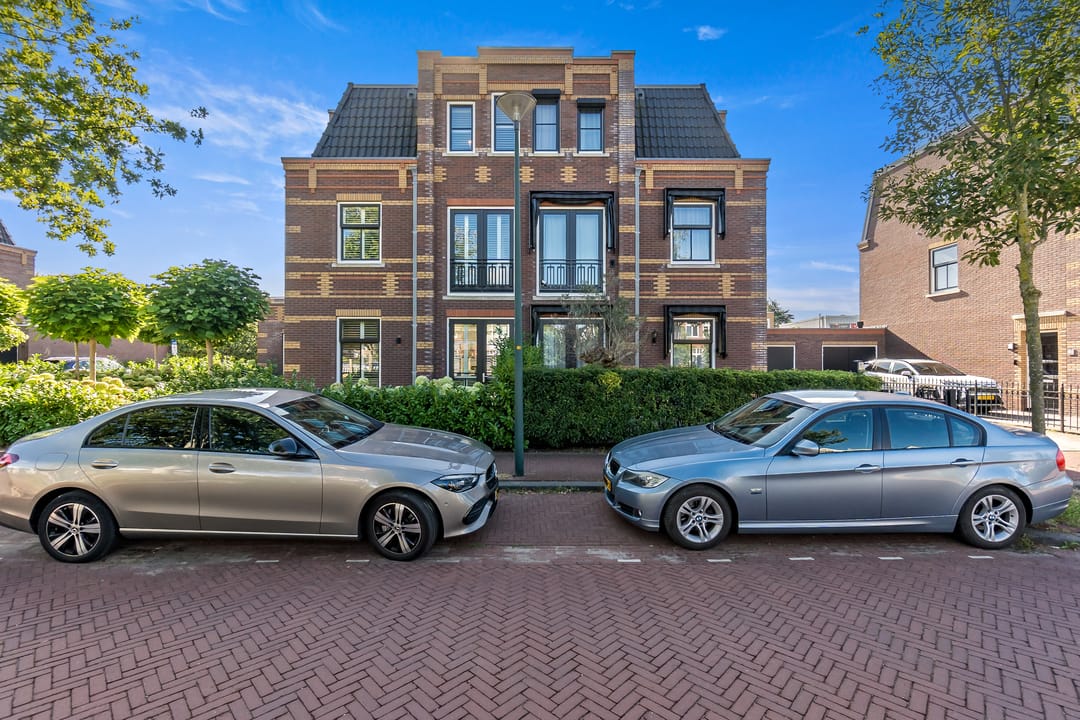 Foto 92 van Thomas Mannsingel 60