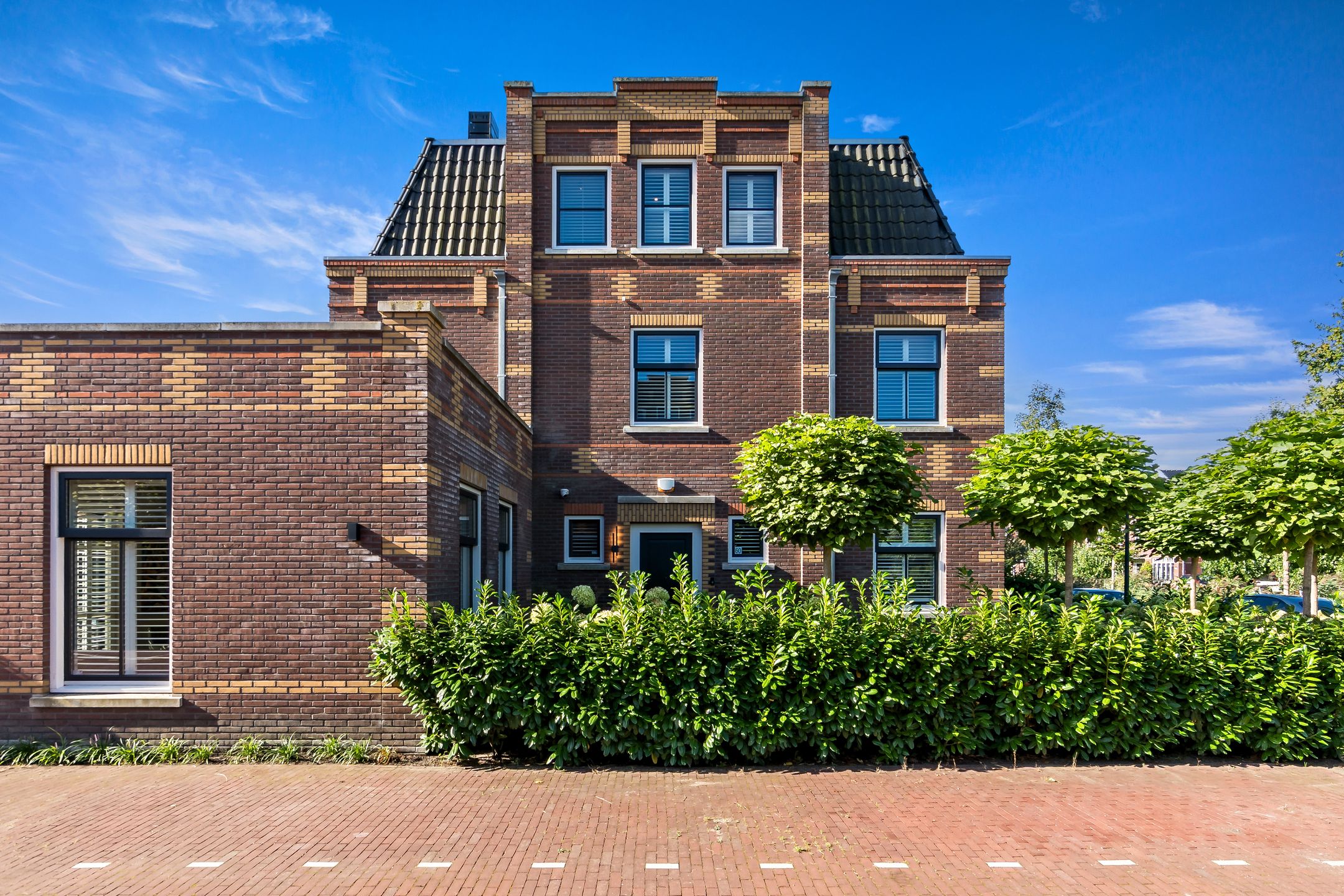 Foto 93 van Thomas Mannsingel 60