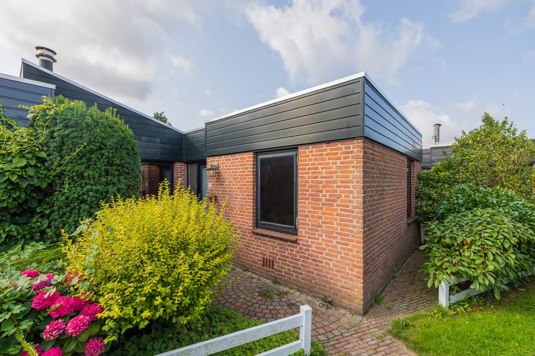 Photo 1 of Duinschooten 12-139