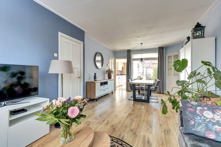 Foto 2 van Mercuriusplein 4