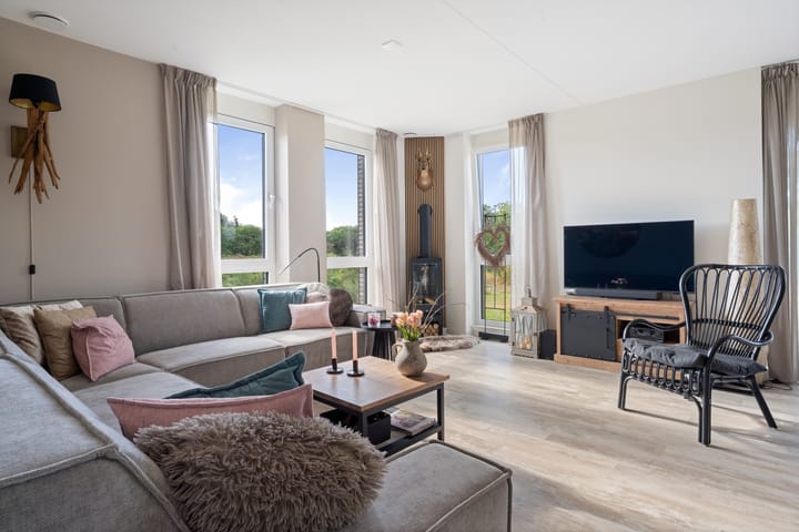 Foto 9 van Amalialaantje 46