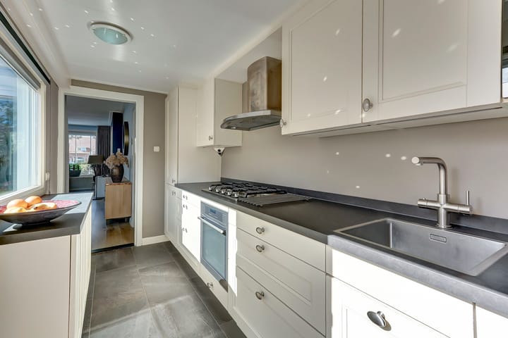 Foto 11 van Mercuriusplein 4