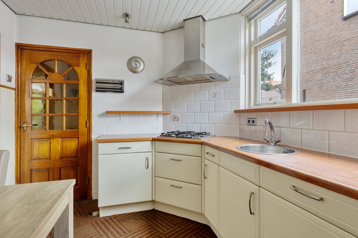 Foto 8 van Esdoornstraat 8