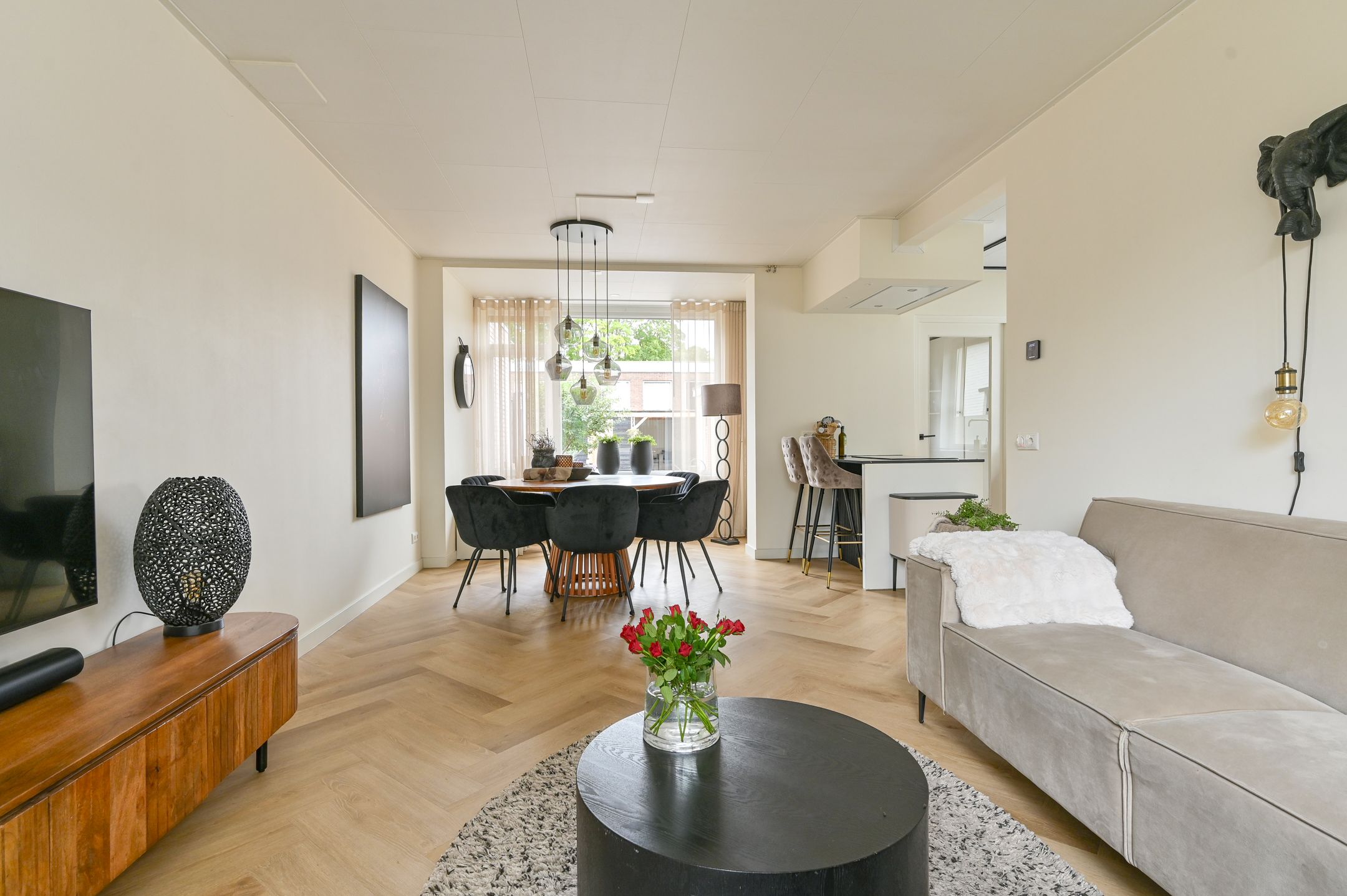 Foto 3 van Weerdingerstraat 217-I