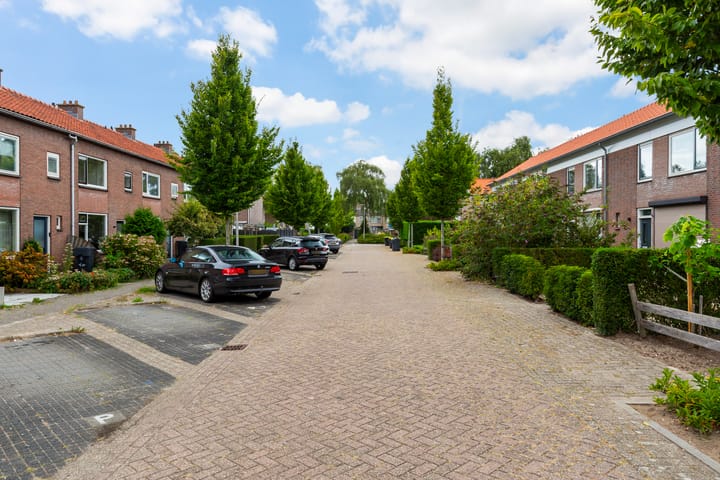 Foto 35 van Kastanjestraat 9