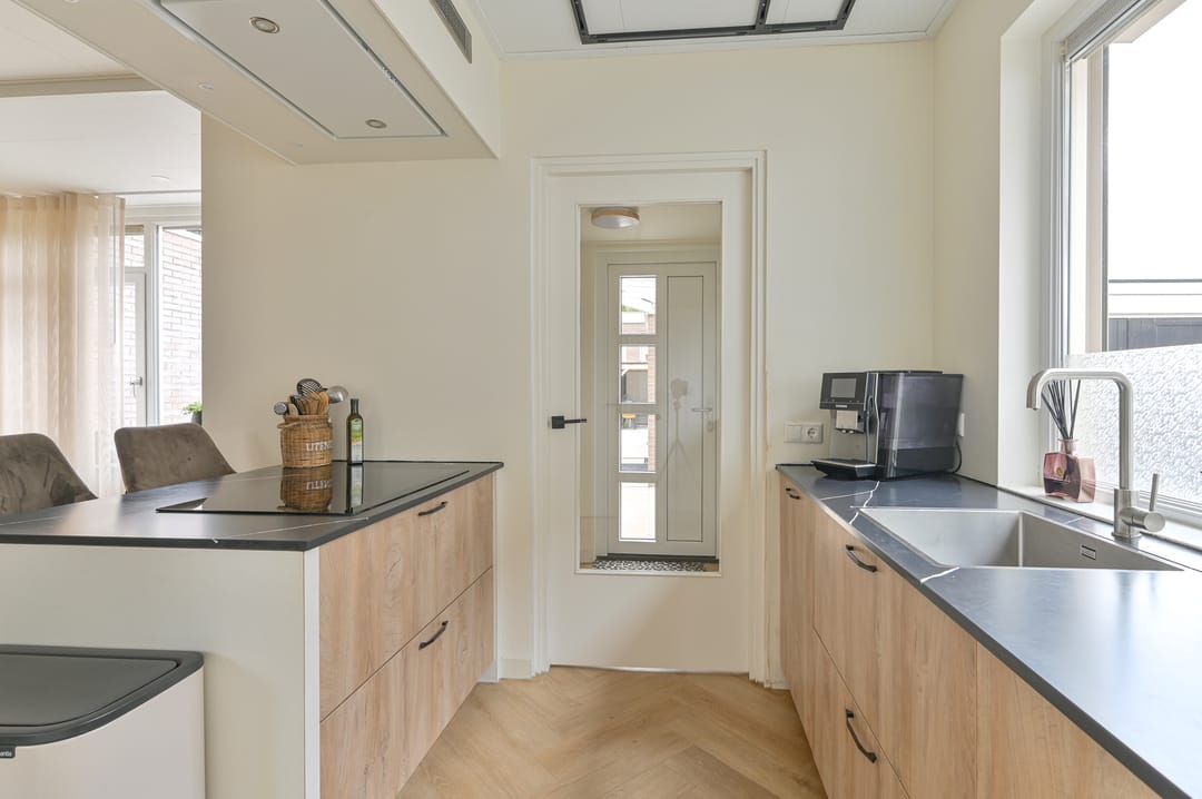 Foto 26 van Weerdingerstraat 217-I