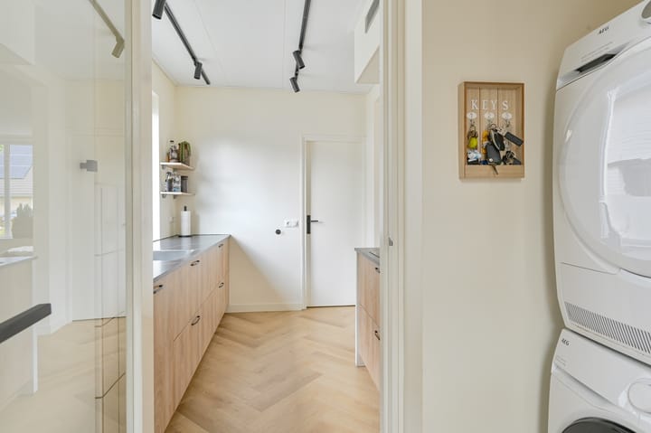 Foto 29 van Weerdingerstraat 217-I