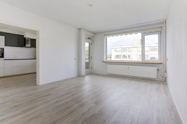 Photo 5 of J.J. van Deinselaan 438