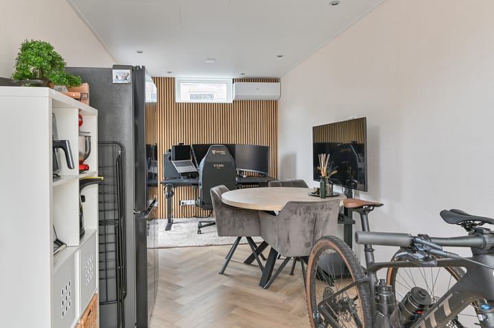 Foto 62 van Weerdingerstraat 217-I