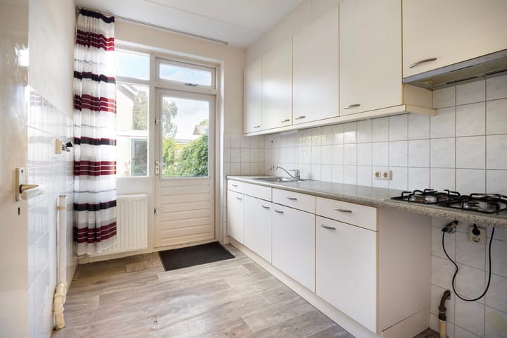 Foto 18 van Fluitekruid 11