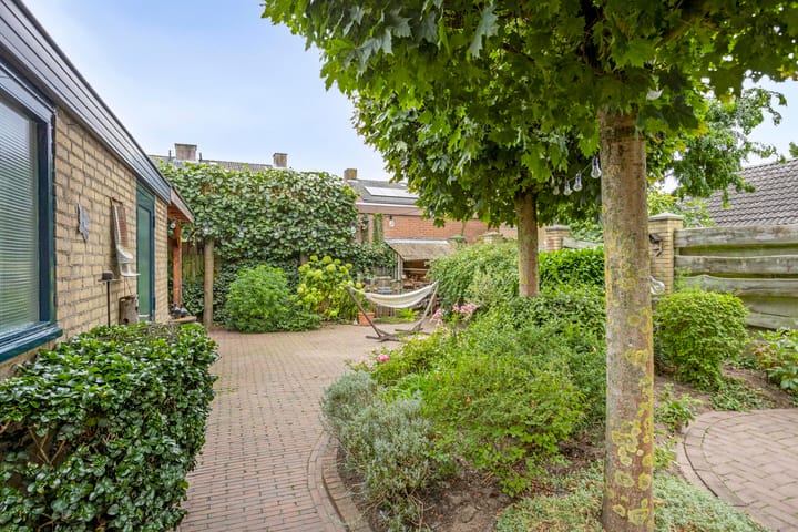 Foto 46 van Kerktiend 28