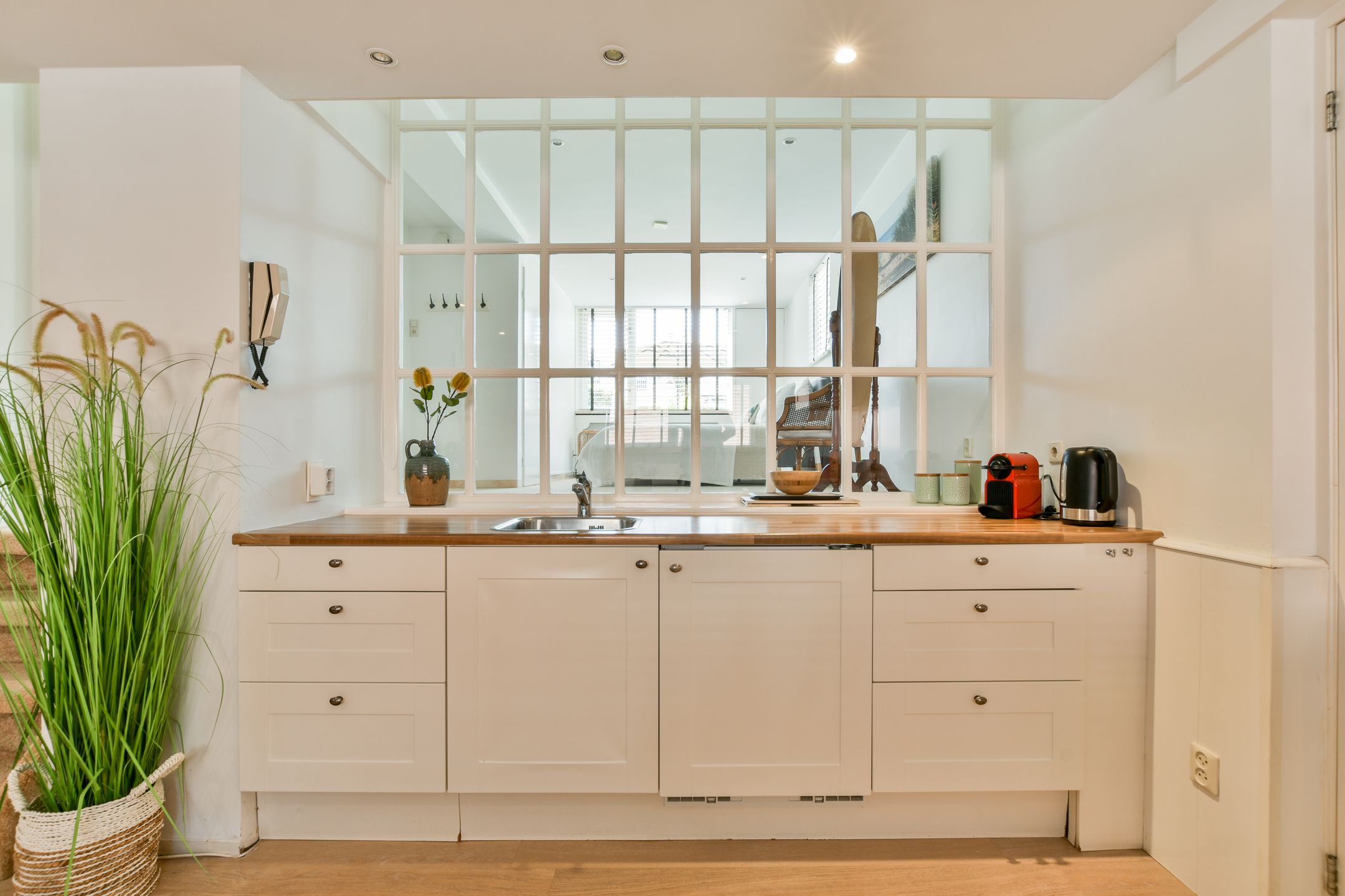 Foto 12 van Haarlemmerstraat 1