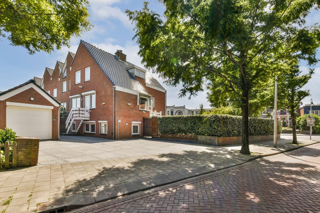 Foto 37 van Haarlemmerstraat 1