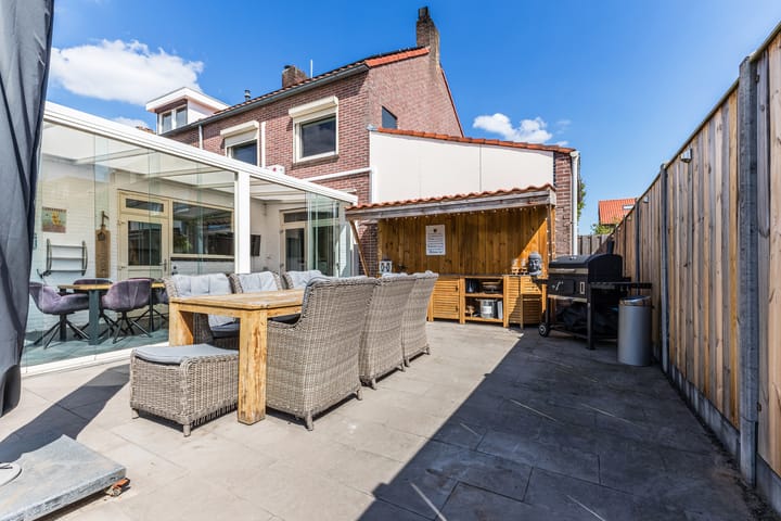 Foto 52 van Prof. Titus Brandsmastraat 34