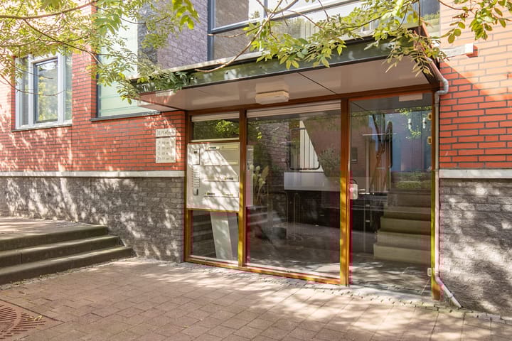 Foto 3 van Deken Bemelmansstraat 89