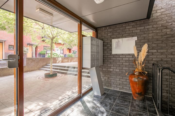 Foto 4 van Deken Bemelmansstraat 89