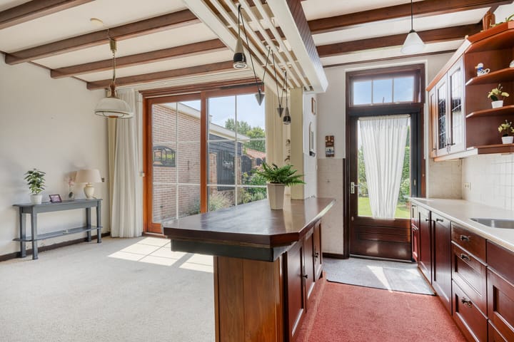 Photo 8 of Zuid-Linschoterkade 8