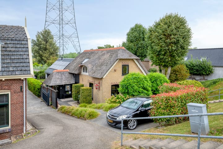 Foto 4 van Schuwacht 70