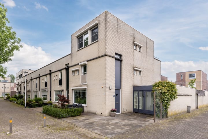 Foto 2 van Ruimelplein 28